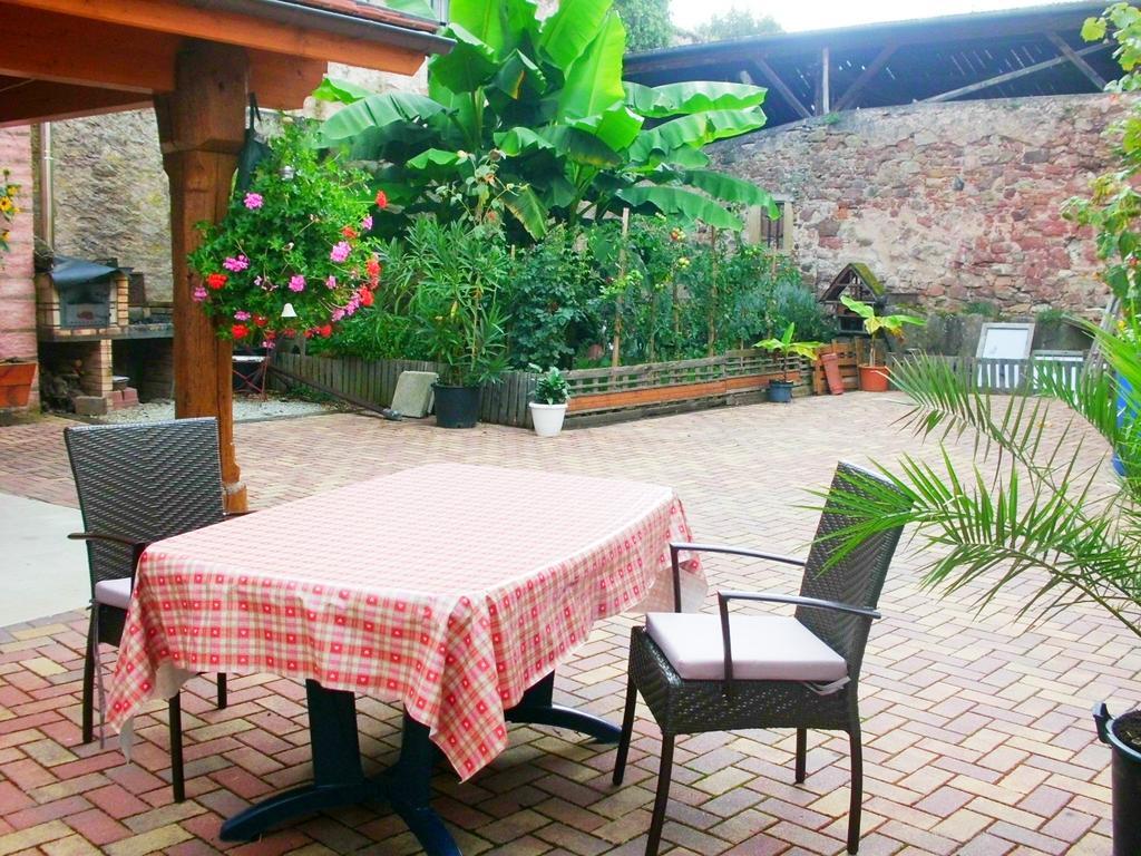 Gite Dans Cite Medievale Boersch Kamer foto