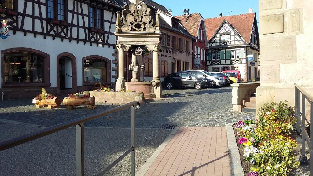 Gite Dans Cite Medievale Boersch Buitenkant foto