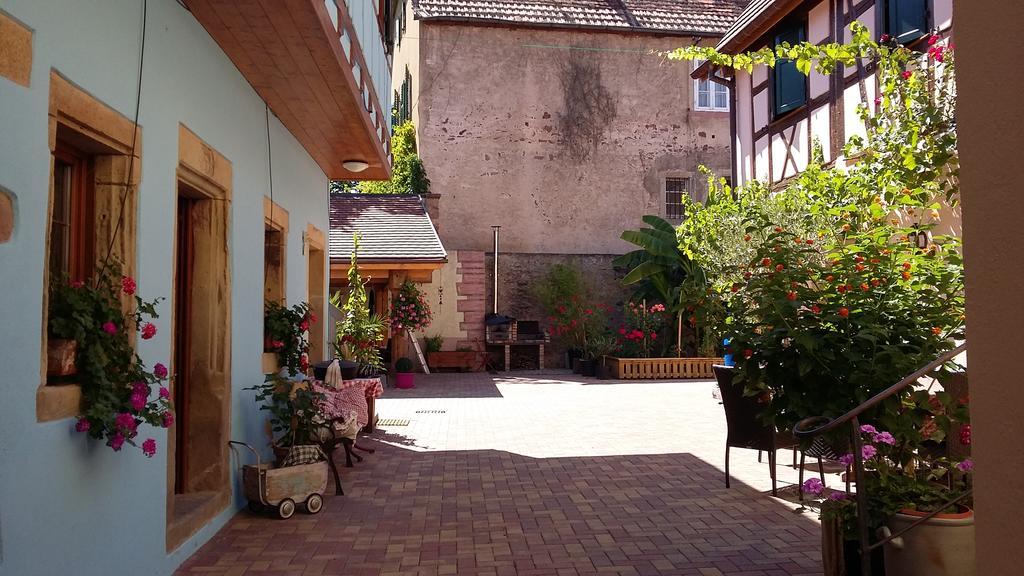 Gite Dans Cite Medievale Boersch Buitenkant foto